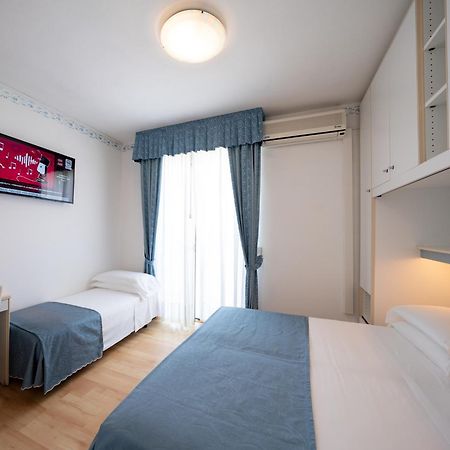 Hotel Laurin Lido di Jesolo Exteriör bild