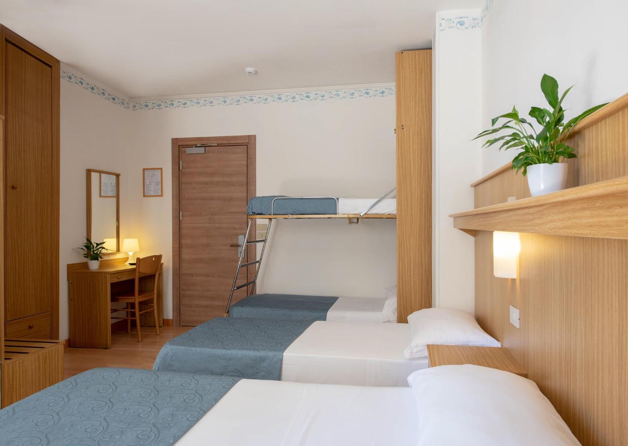 Hotel Laurin Lido di Jesolo Exteriör bild